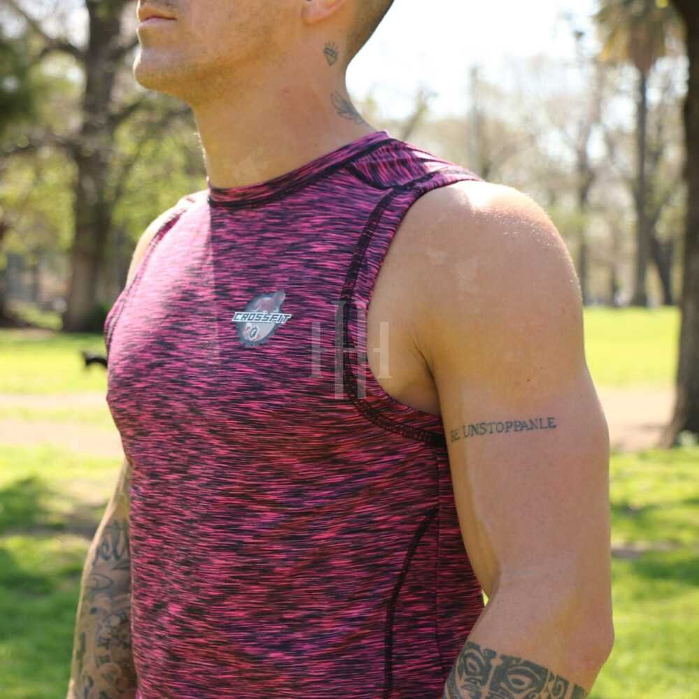 Musculosa jaspeda Bordó Fishbone / Short Zuplex liso, negro, logo blanco. Fishbone