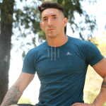 Remera algodon running urban gym sport PETROLEO / Short negro, logo blanco, con cierre CROSSRAY